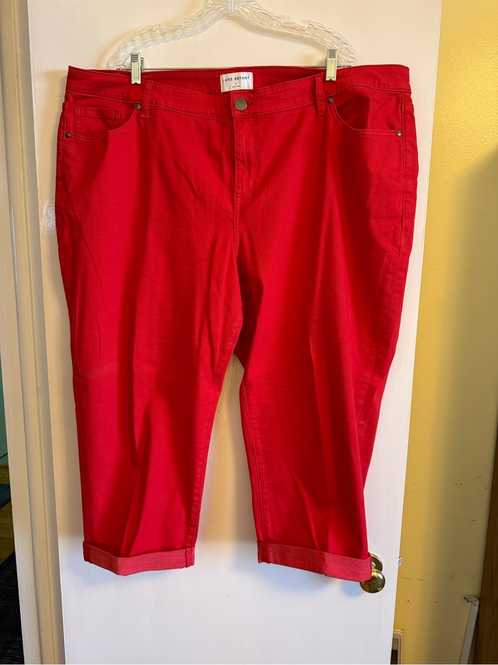 Lane Bryant Mid-Rise Boyfriend Capri Sz 24 RED